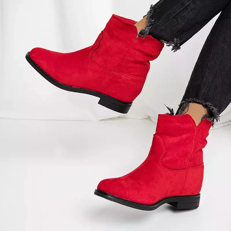 OUTLET Rote Stiefeletten a'la Cowboy Wedge Nastu - Schuhe