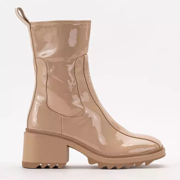 OUTLET Beige Damenstiefel auf einem breiten Pfosten Grifis - Schuhe