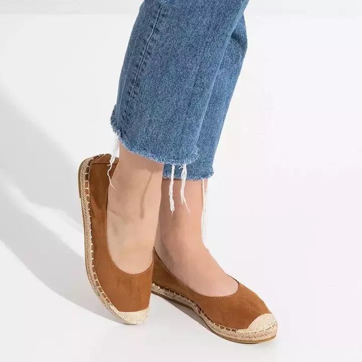 OUTLET Hellbraune Damen Espadrilles aus Öko-Wildleder Silina - Schuhe