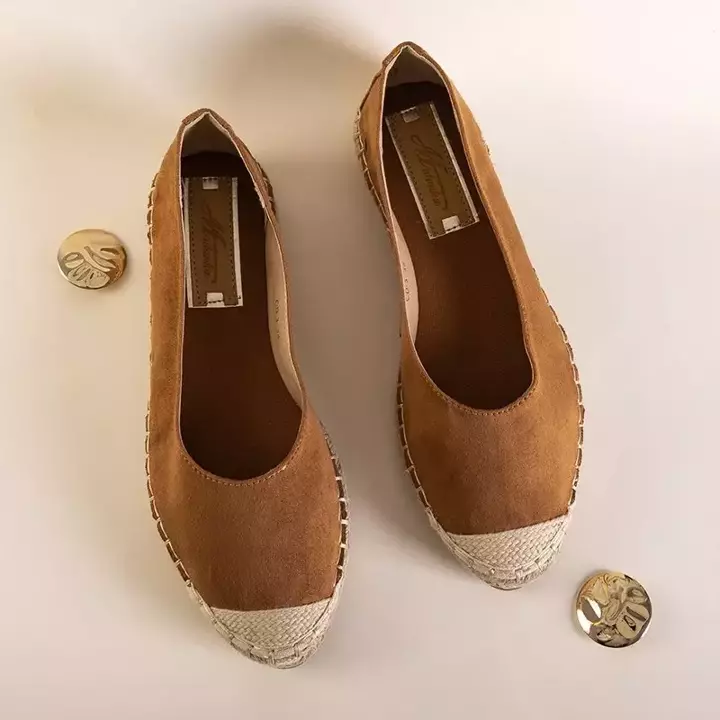 OUTLET Hellbraune Damen Espadrilles aus Öko-Wildleder Silina - Schuhe