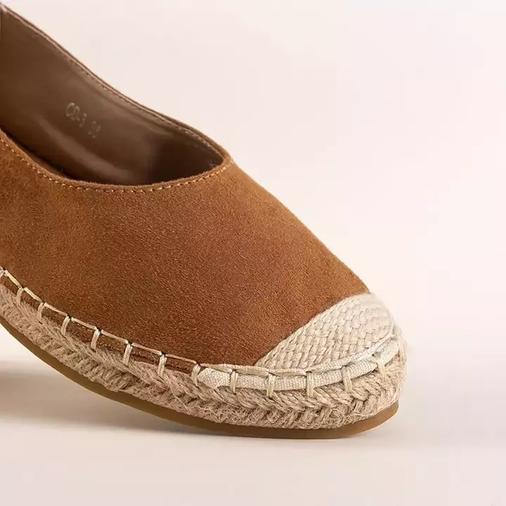 OUTLET Hellbraune Damen Espadrilles aus Öko-Wildleder Silina - Schuhe