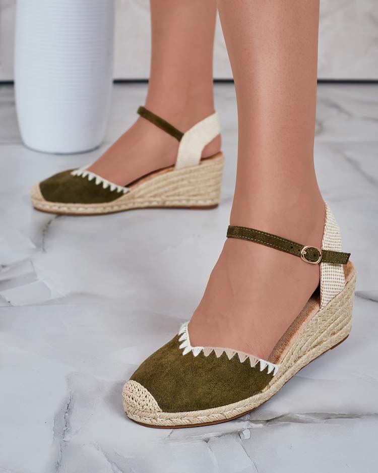 Royalfashion Espadrilles auf einem Moniz Booty