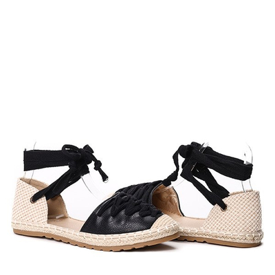 Schwarze Espadrilles mit Balea-Band gebunden - Schuhe
