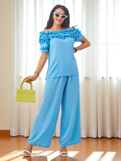 Royalfashion Damen-Set mit schulterfreier Bluse mit kurzen Ärmeln und dekorativem Ausschnitt sowie weit geschnittenen Hosen