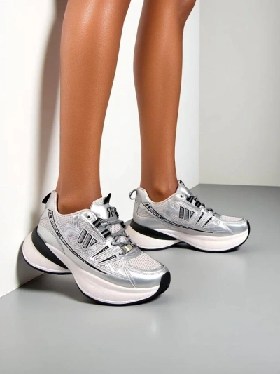 Royalfashion Damen Sport Sneakers auf einer dickeren Sohle Roality