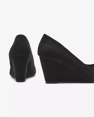 Klassische Damen Pumps aus Öko-Wildleder in schwarzer Farbe Jiwitis - Schuhe