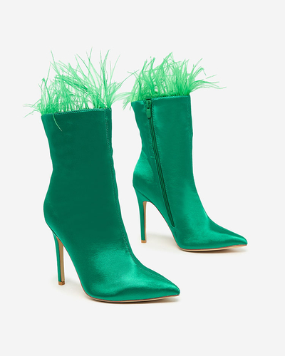 Royalfashion Damen grüne Federstiefel Wenelika