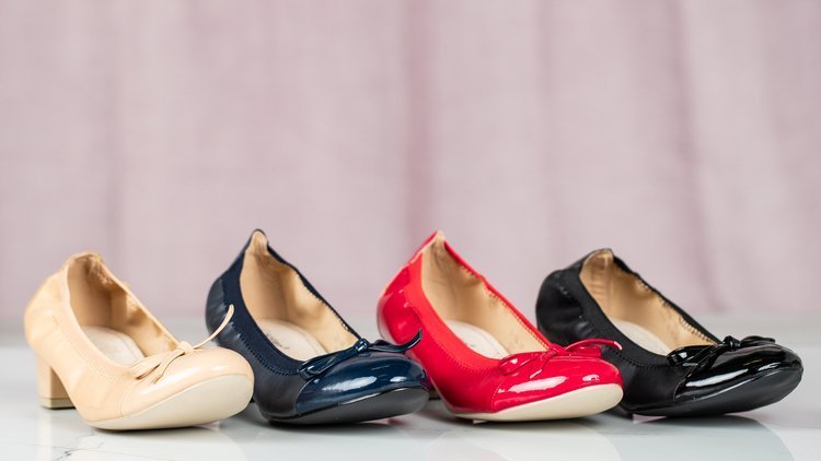 Rote Pumps mit niedrigen Absätzen Carmen - Schuhe 1