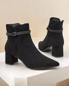 Royalfashion Damen-Stiefeletten auf einem Pfosten Emiru