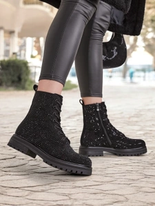 Royalfashion Damen Schnürstiefel mit Strass Russos