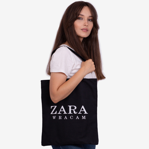 Schwarze Stofftasche mit Aufschrift - Accessoires