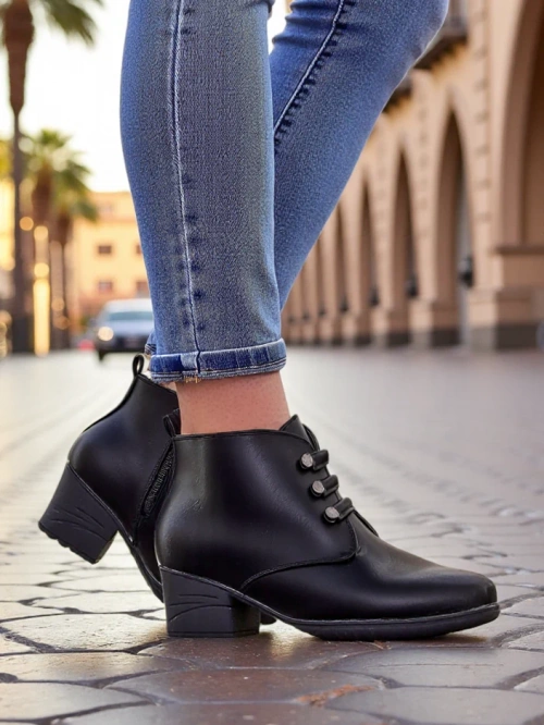 Royalfashion Damen-Ankle Boots auf einem niedrigen Absatz Lolifol