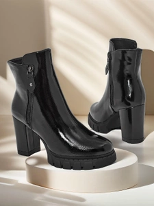 Royalfashion Patent Damen-Stiefeletten auf einem Pfosten Vemorro