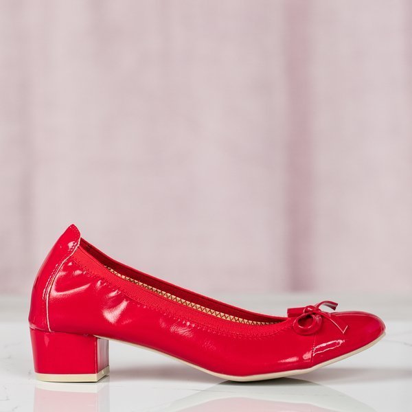 Rote Pumps mit niedrigen Absätzen Carmen - Schuhe 1