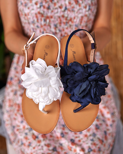 Schwarze Damensandalen mit Blume Nerikala - Schuhe