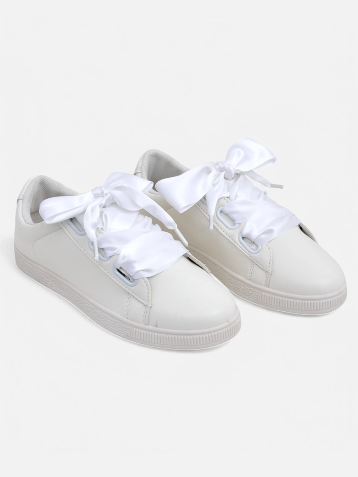 Royalfashion Damen Sneaker aus Eco-Leder mit dekorativen Schnürsenkeln Etti