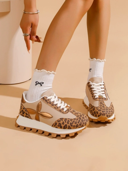 Royalfashion Damen Sport Sneakers auf einer dickeren Sohle Aloqa