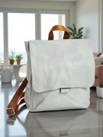 Світло-сірий