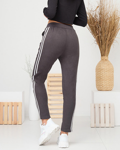 Isolierte Damen-Sweatpants in Grau- Kleidung