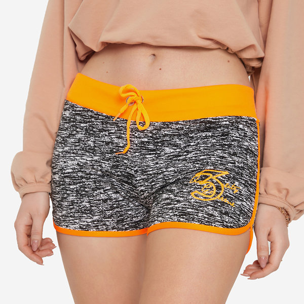 Damen-Sportshorts in Neonorange und Schwarz - Kleidung