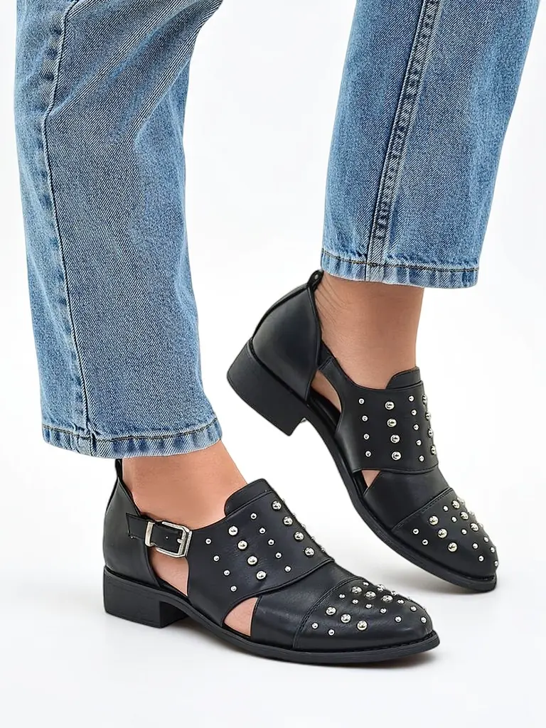 Royalfashion Damenschuhe mit Ausschnitten und Nieten Azaldoes