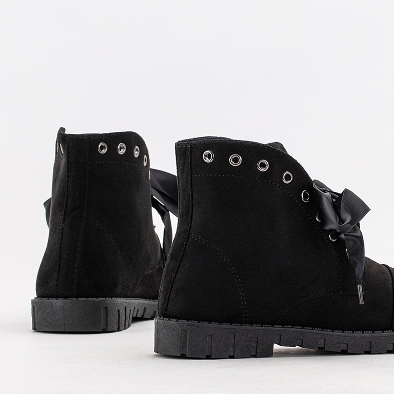 Schwarze Damen-Stiefeletten geschnürt mit Schleife mit Zirkonia Segadi - Schuhe