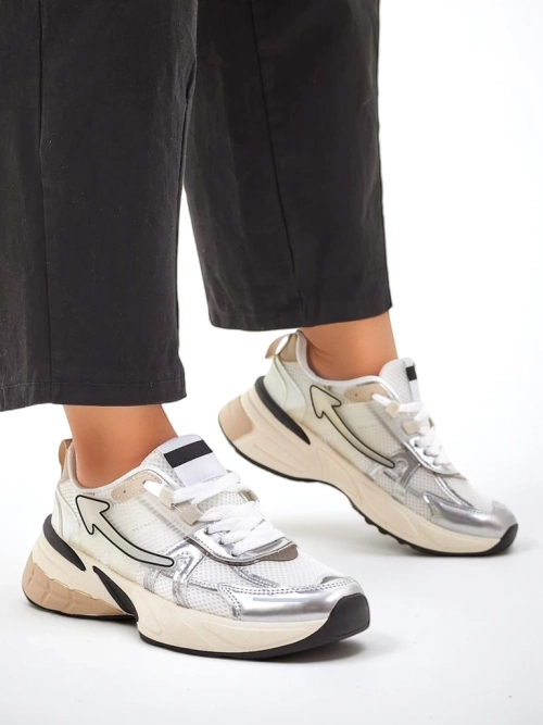 Royalfashion жіночі спортивні кросівки на товстій підошві Beysa