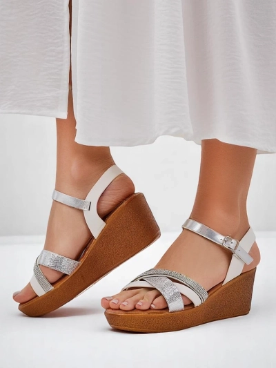 Royalfashion жіночі сандалі на танкетці з стразами та блискітками Glittera