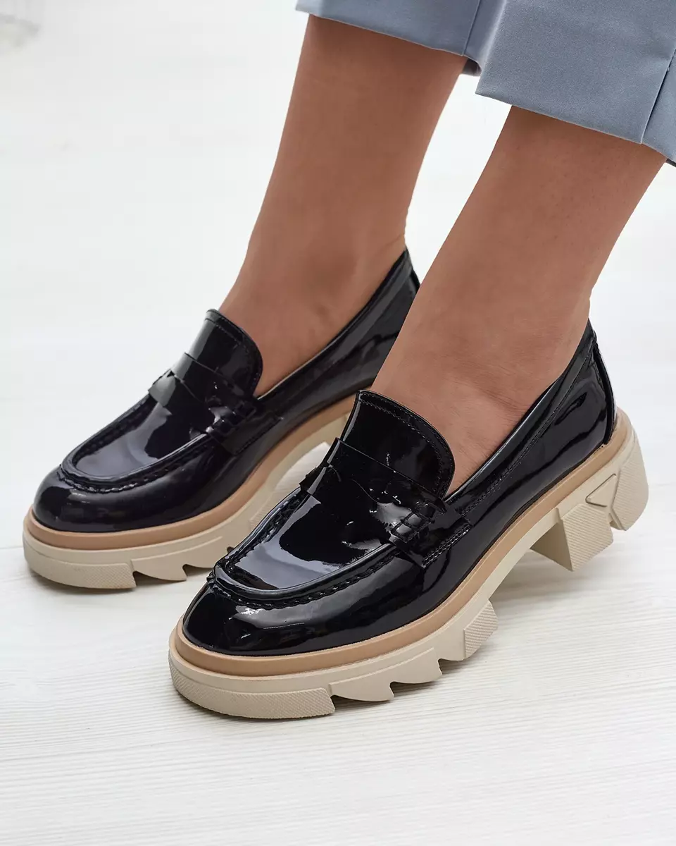 Чорні жіночі мокасини з лакованої шкіри Sepop- Footwear